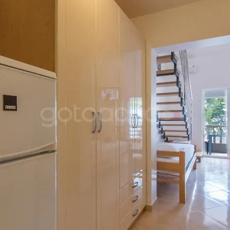 Beachview Apt Dragienne With Free Parking Apartmán