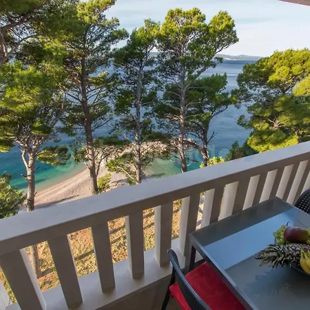 Beachview Apt Dragienne With Free Parking *