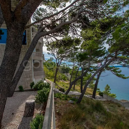 Beachview Apt Dragienne With Free Parking *