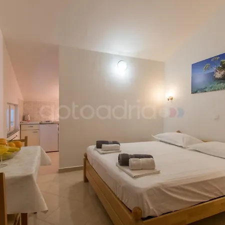 Beachview Apt Dragienne With Free Parking Apartmán *