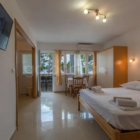 Beachview Apt Dragienne With Free Parking Apartmán