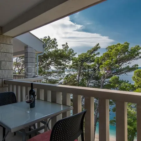 Apartment Beachview Apt Dragienne With Free Parking Brela