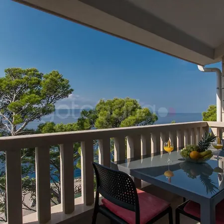 Beachview Apt Dragienne With Free Parking *