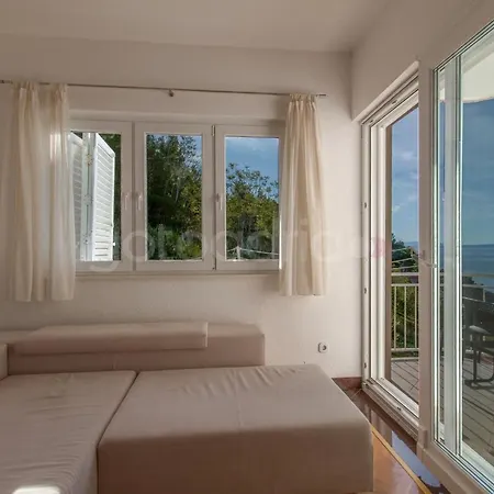 Beachview Apt Dragienne With Free Parking Apartment Brela