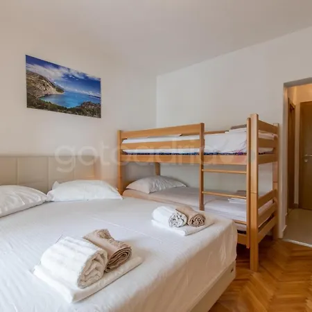 Beachview Apt Dragienne With Free Parking Brela