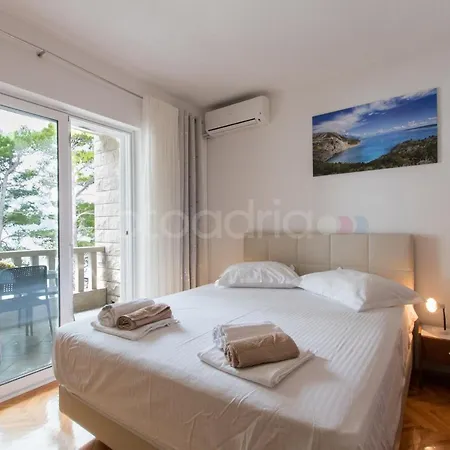 Beachview Apt Dragienne With Free Parking Apartment