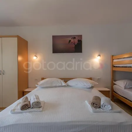 Beachview Apt Dragienne With Free Parking Apartment
